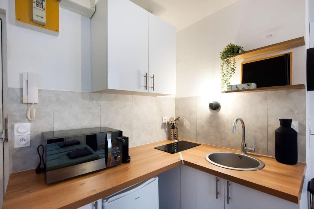 La Casa : Logement En Centre Ville, Cathedrale Amiens Buitenkant foto