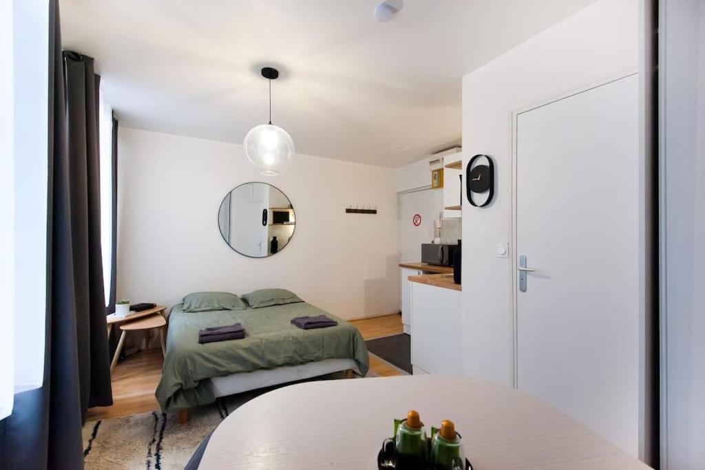 La Casa : Logement En Centre Ville, Cathedrale Amiens Buitenkant foto